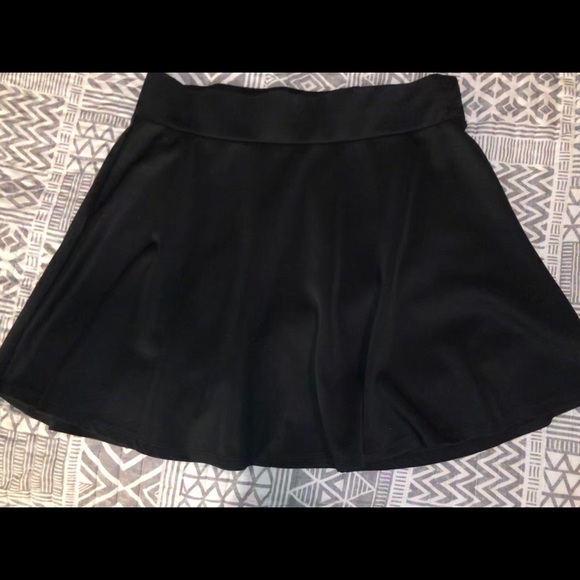 Charlotte Russe Dresses & Skirts - charolette russe flowy skirt